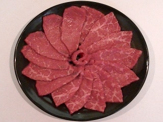 バーベキュー食材 牛モモ肉(国産品)
