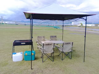 �o�[�x�L���[��Ԃ�ł��C�����S�p�b�N